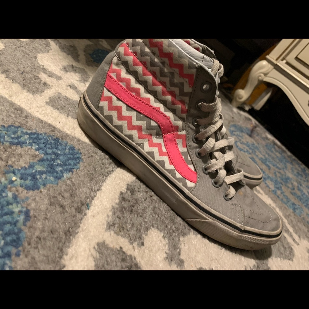 Vans - Picture 2 of 3